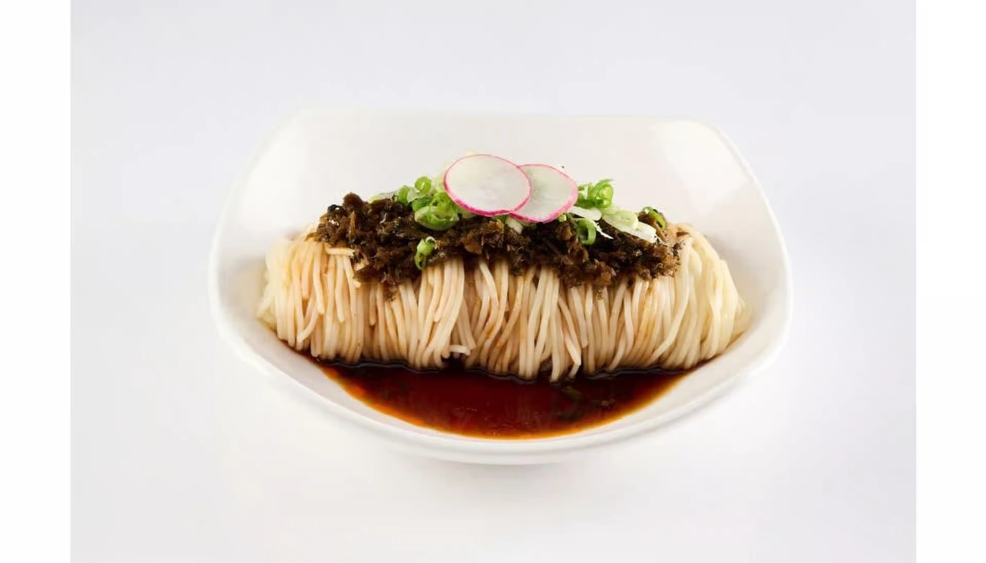 Noodles with spicy chili-sesame sauce