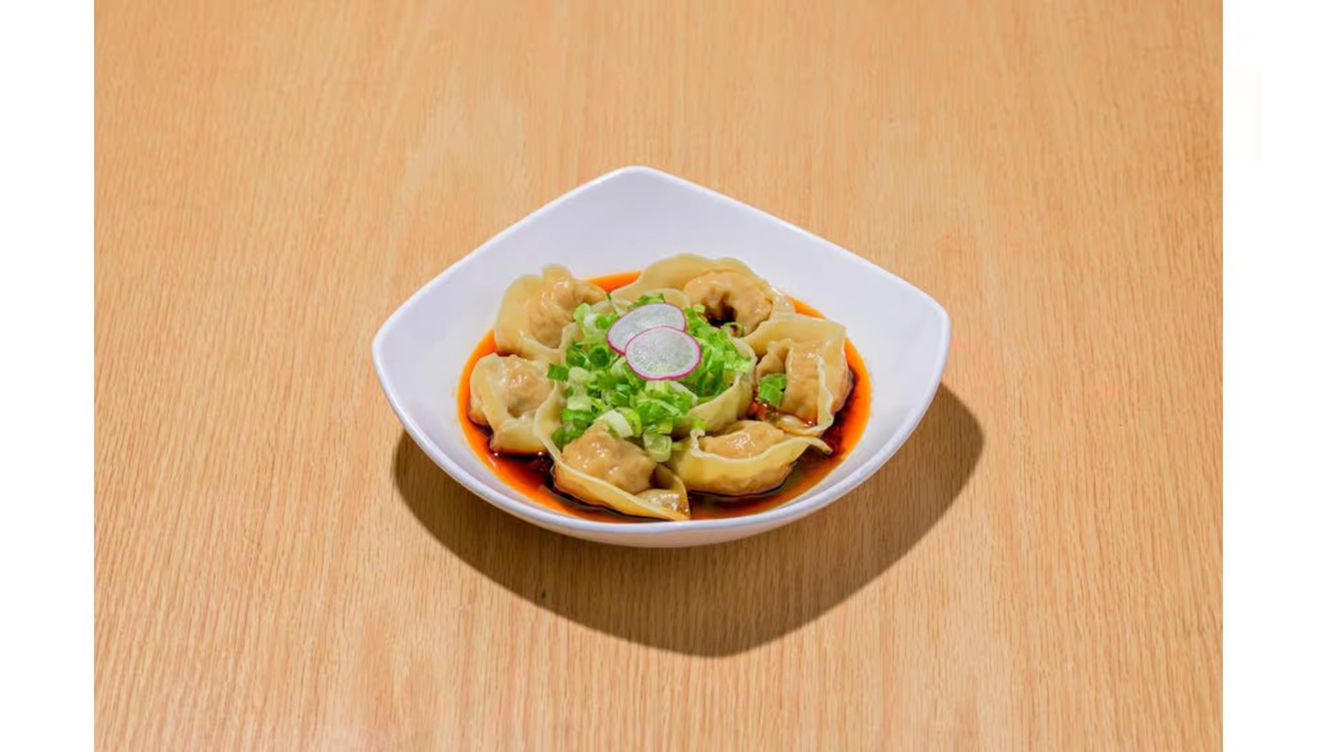 Spicy chicken wontons